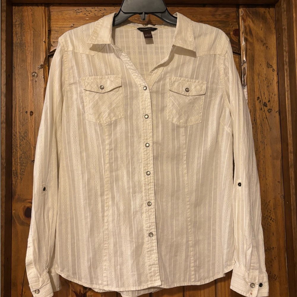 Bit & Bridle Men's Cream Casual Button Down Shirt